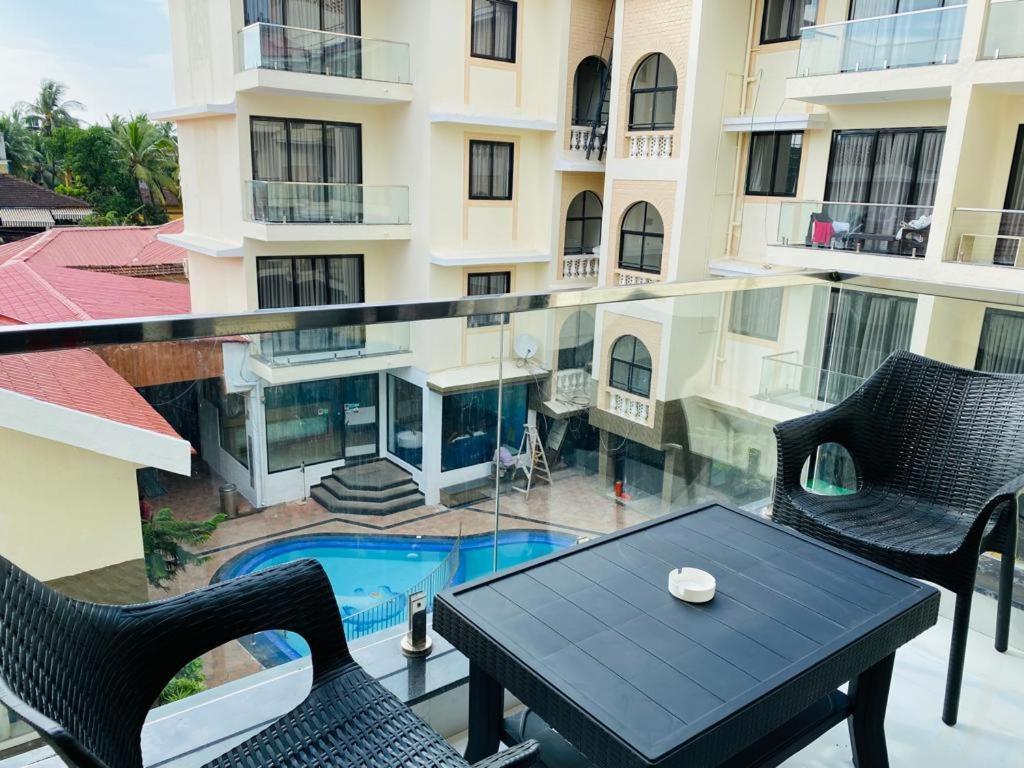 Ticlo Resorts Calangute Exteriör bild