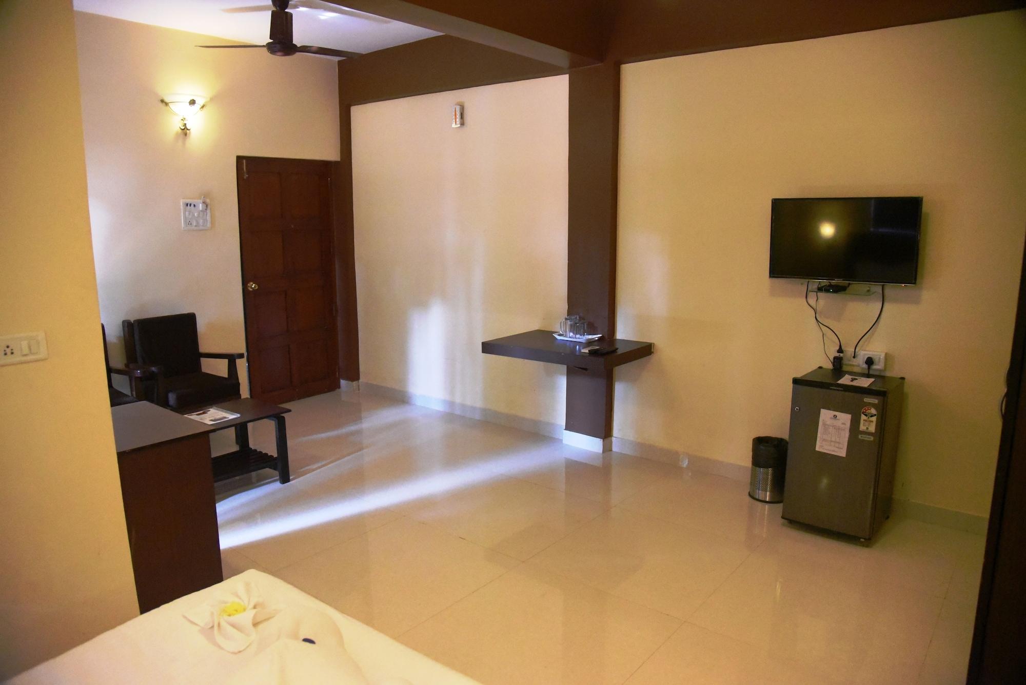Ticlo Resorts Calangute Exteriör bild