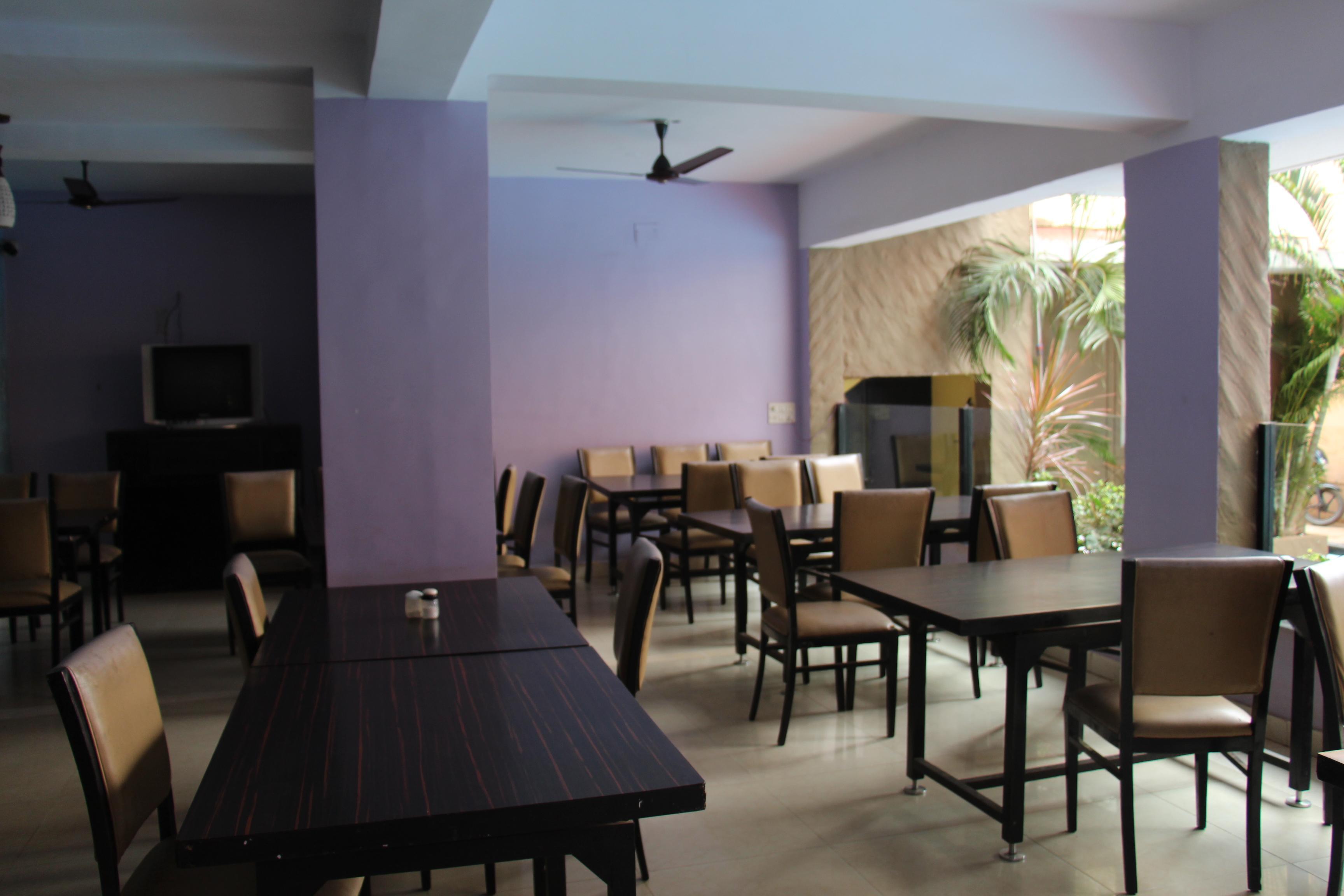 Ticlo Resorts Calangute Exteriör bild