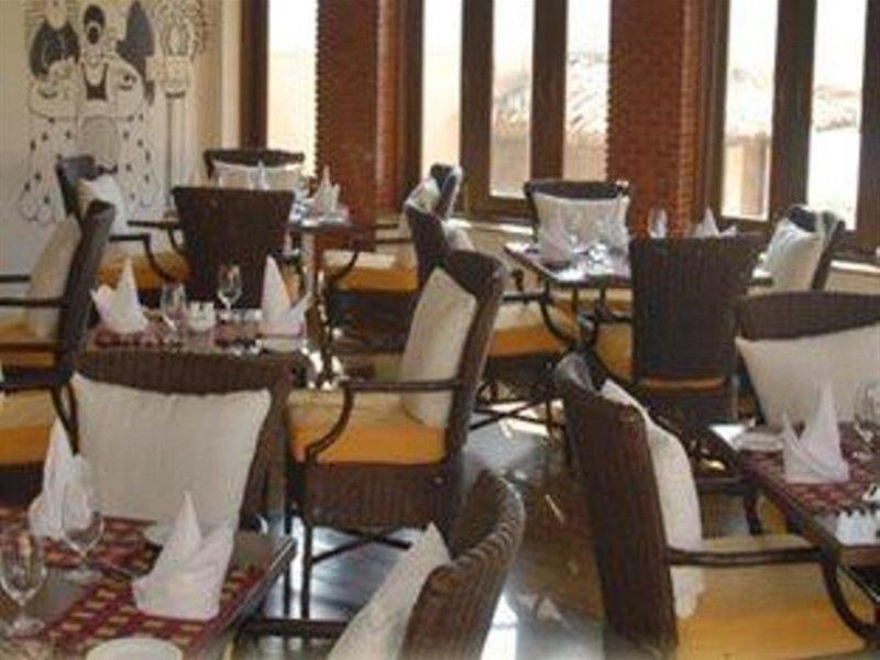 Ticlo Resorts Calangute Exteriör bild
